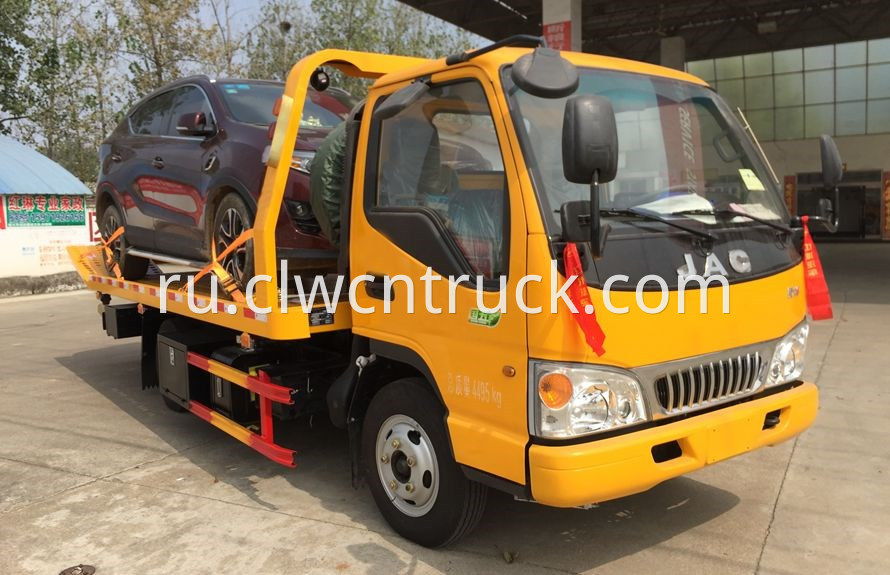 wheel lift towing vehicles 3